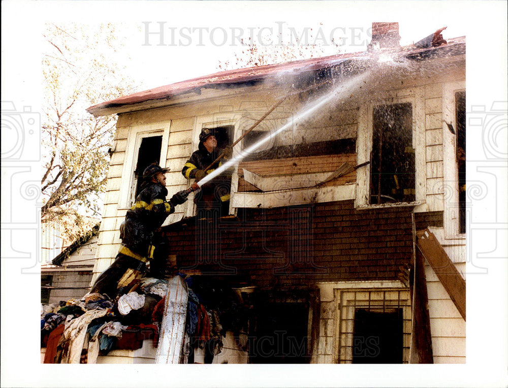 1996 Press Photo Chicago area residential fire - Historic Images
