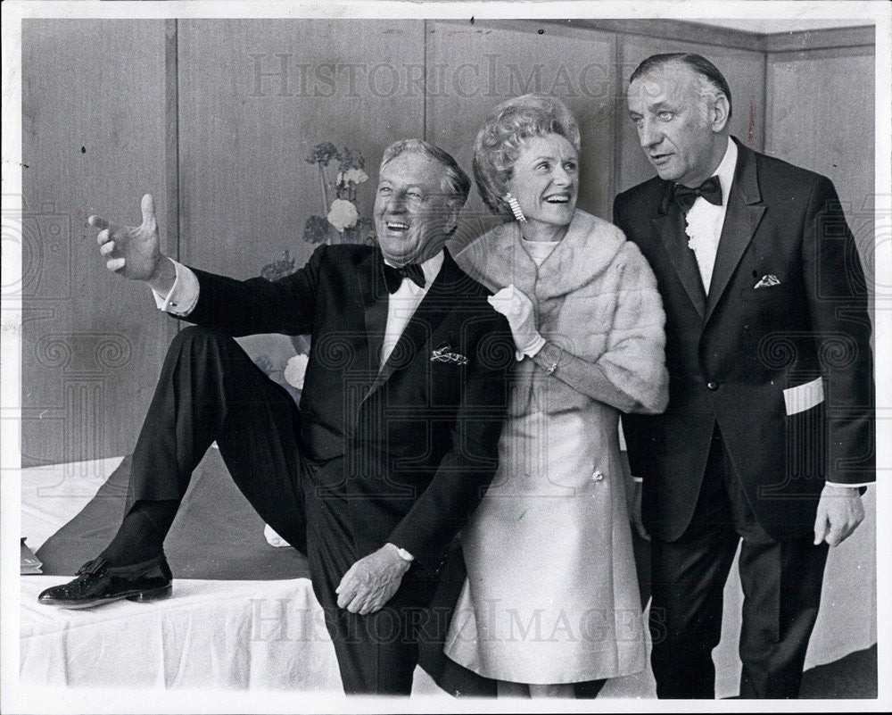 1971 Press Photo ray bolger frank Stilla Actor - Historic Images