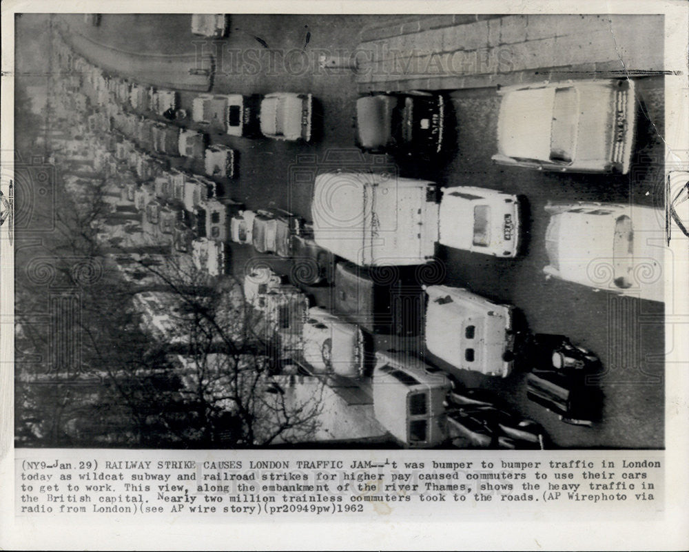 1962 Press Photo Railway Strike Causes Heavy Traffic London - Historic Images