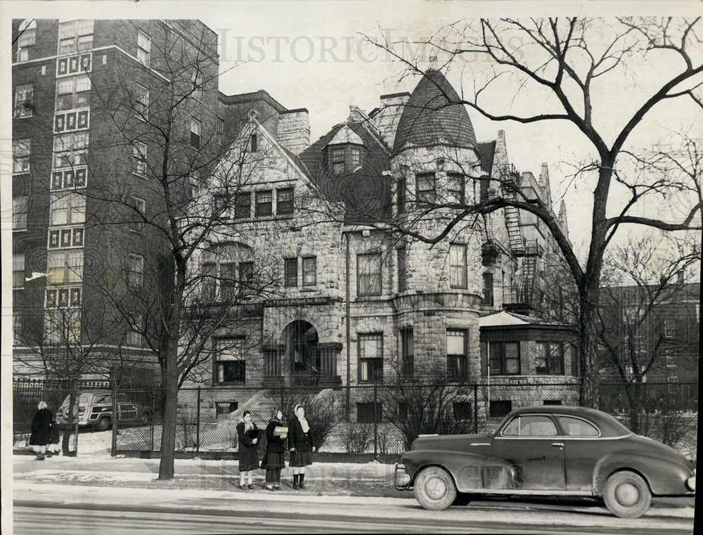 1965 Press Photo St George School in Chicago,Ill - Historic Images