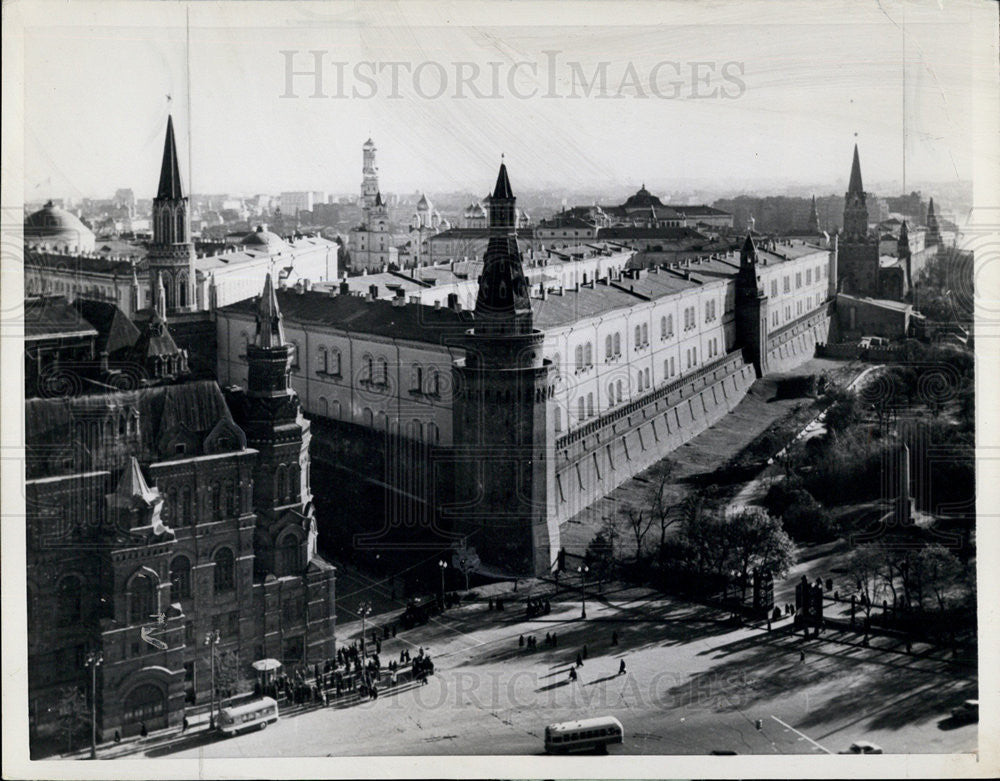 1957 Press Photo Kremlin; Russian Government Headquarters; Moscow - Historic Images