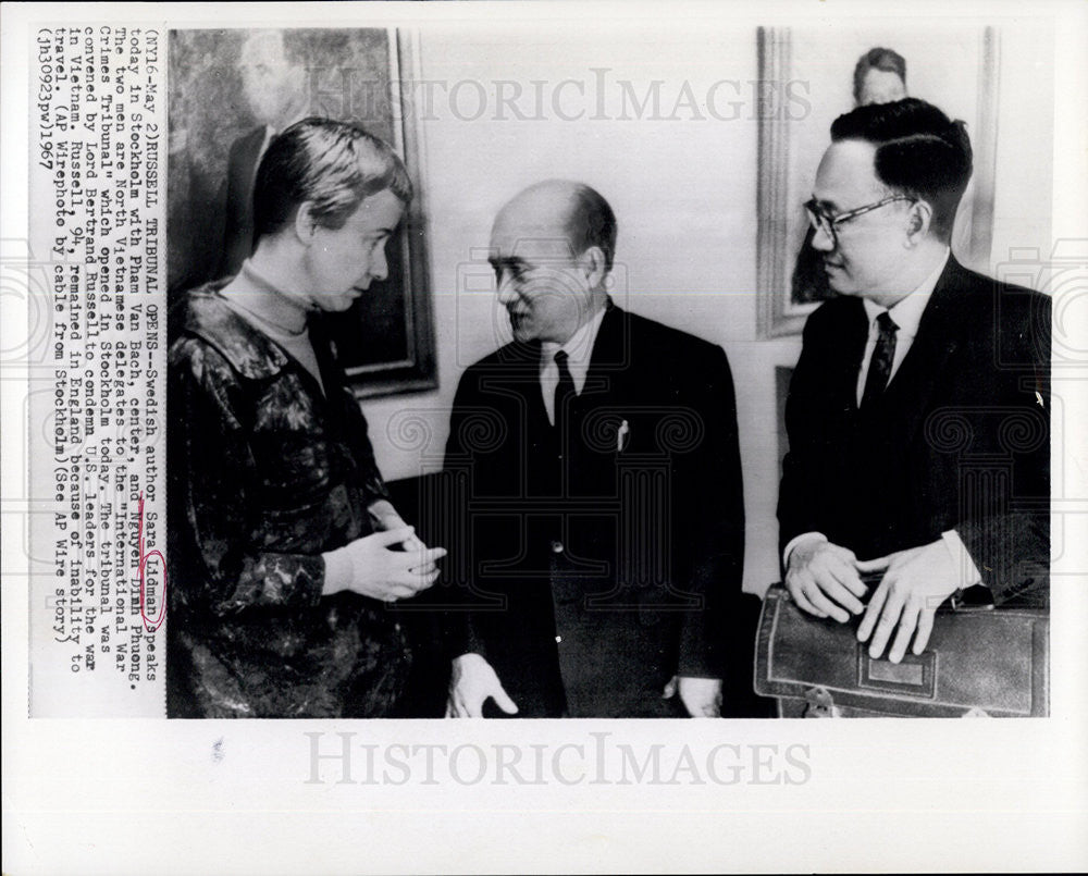 1967 Press Photo Sweden Author Sara Lidman Stockholm Pham Van Bach Nguyen Diah - Historic Images