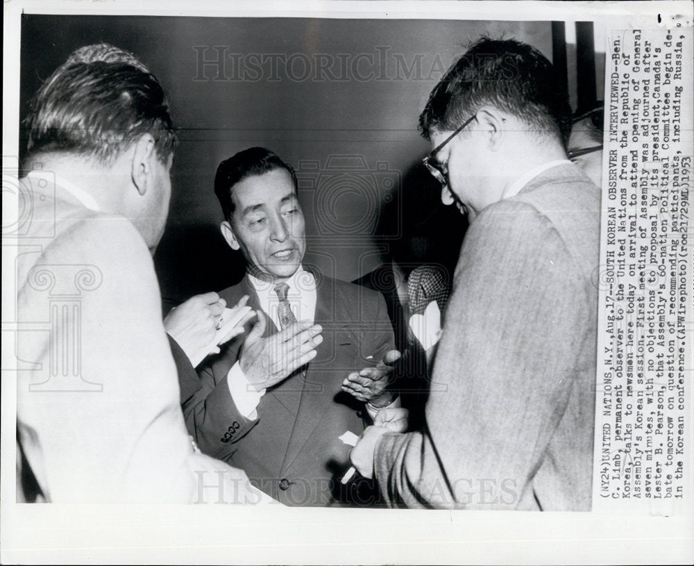 1953 Press Photo Ben C. Limb United Nations Korea Observer Talk To Reporters - Historic Images