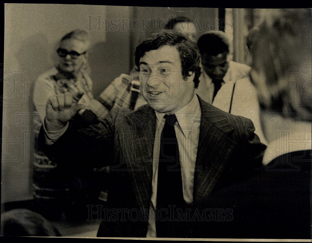 1973 Press Photo - Alderman William Singer in a city council meeting - Historic Images