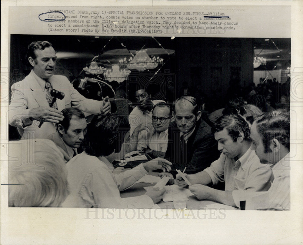 1972 Press Photo William Singer Alderman Candidate - Historic Images