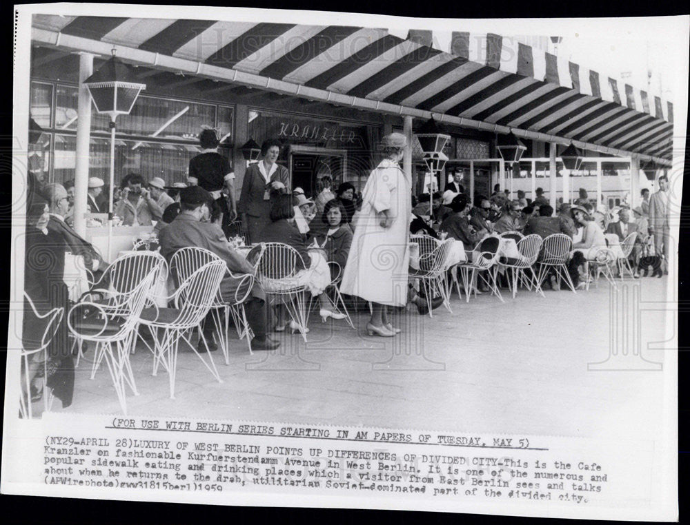 1959 Press Photo CafÃƒÂ© Kranzler On Fashionable Kurfuerstendamm Avenue - Historic Images