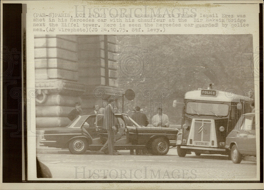 1975 Press Photo Car in which Turkish Ambassador Ismail Erez was Assassinated - Historic Images