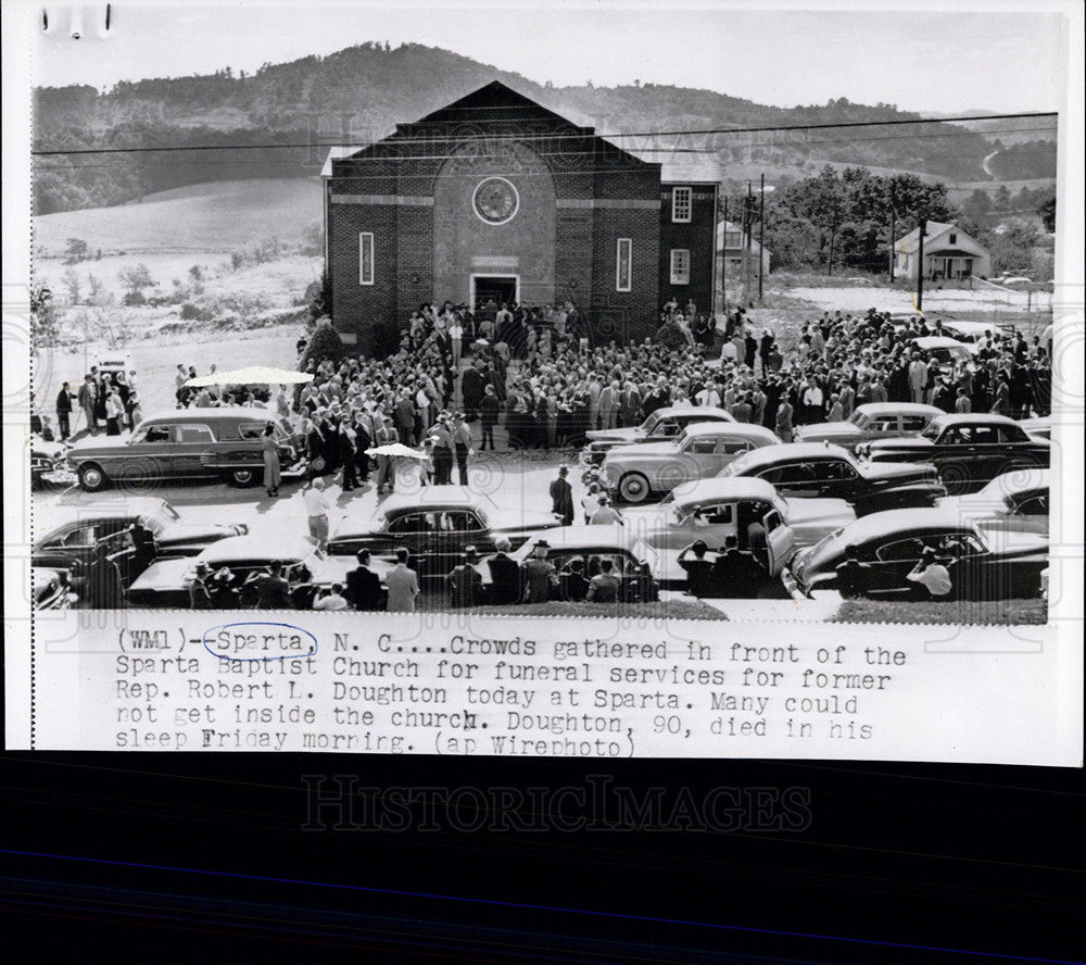 1954 Press Photo Spart Baptist Church in N.C funeral of Rep Robert L Doughton - Historic Images