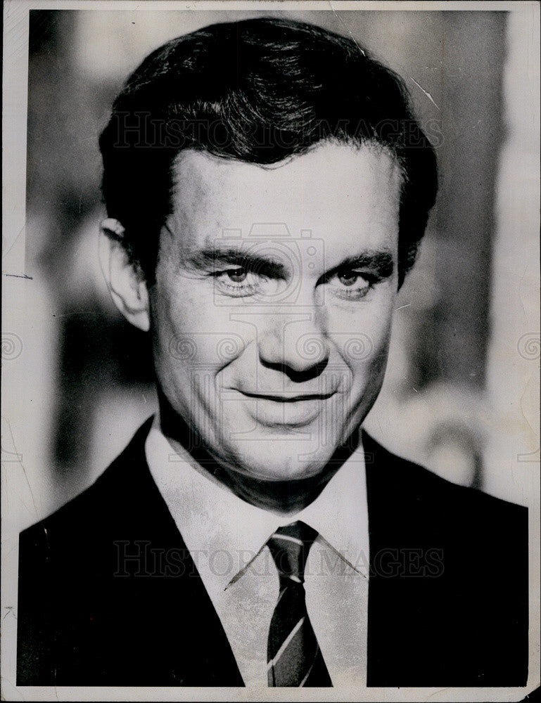 1967 Press Photo Actor Cliff Robertson Suit - Historic Images