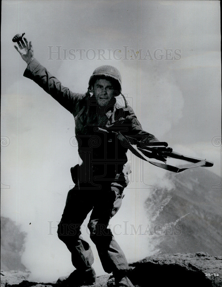 1968 Press Photo Cliff Roberts as Major Crown in The Devil&#39;s Brigade - Historic Images