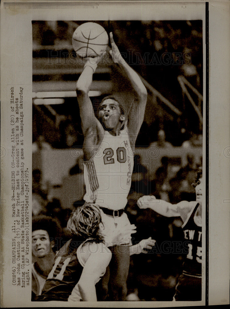 1973 Press Photo Hirsch vs. New Trier East at State Basketball Championship - Historic Images