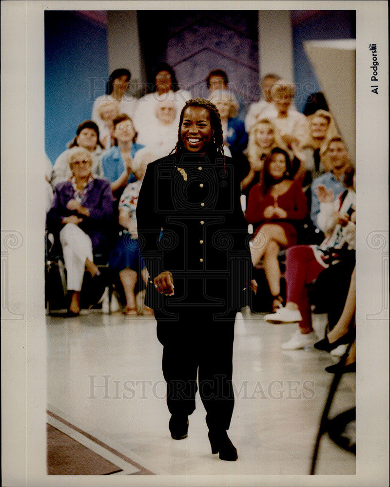 1993 Press Photo bertice berry tv reporter actress - Historic Images