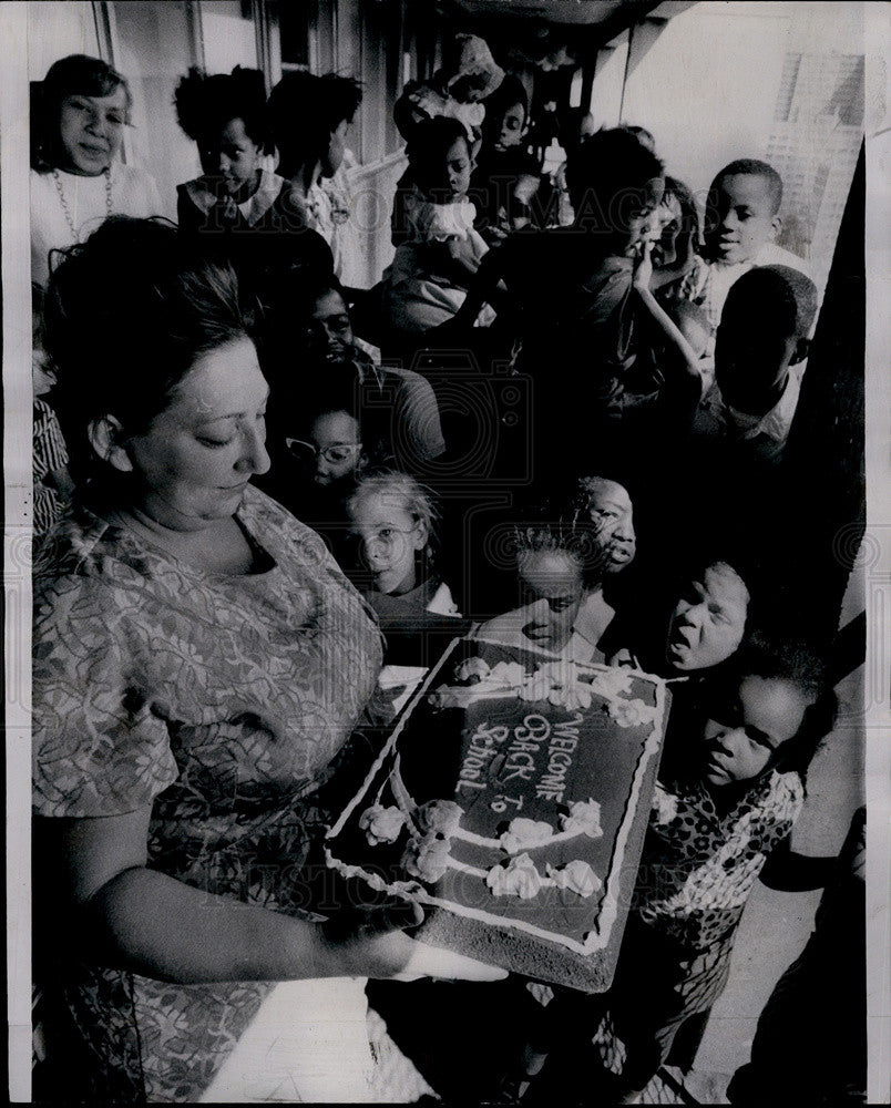 1968 Press Photo Mrs. Lucia Davis/Cabrini Green Homes/Integration/Civil Rights - Historic Images