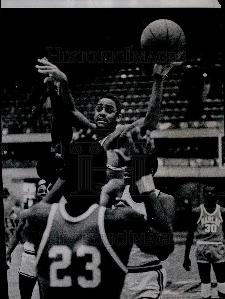 1967 Press Photo harlan Issac rudd basketball - Historic Images