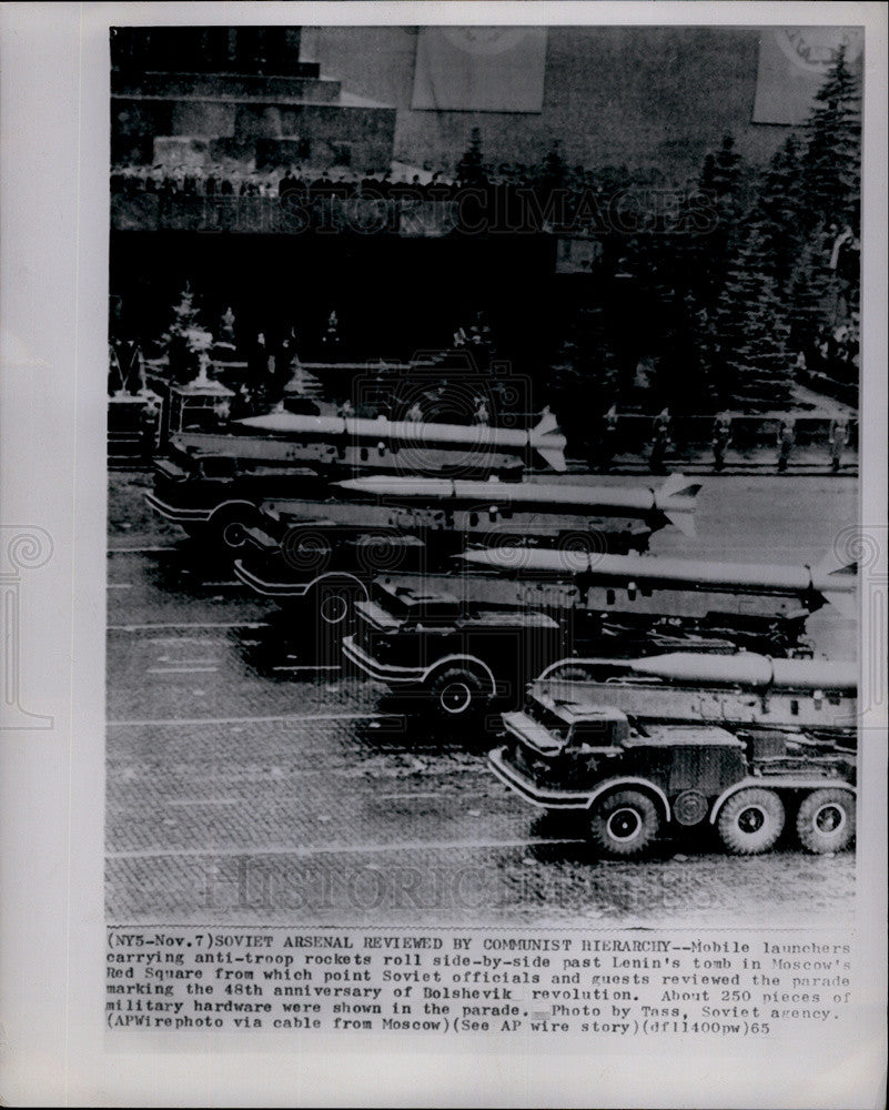 1965 Press Photo Mobile Launchers/Rockets/Moscow/Red Square/Russia/Parade - Historic Images