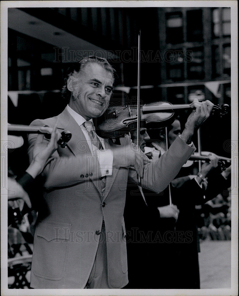 1972 Press Photo Violinist Nauz Beuteler - Historic Images