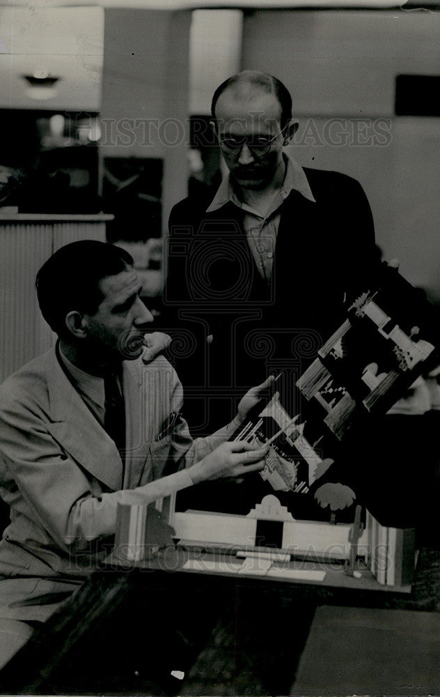 1938 Press Photo Martz Kressly Bill Turnbill Actors Technicians Rio Rita - Historic Images