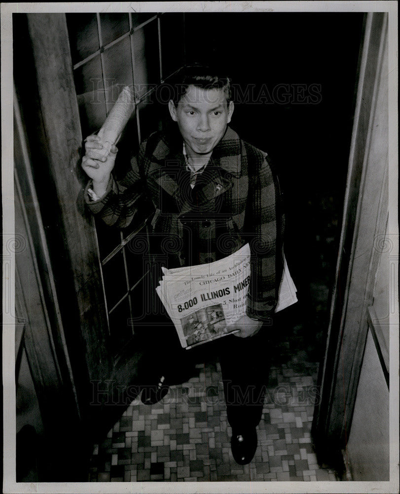 1950 Press Photo Curt Sonderegger, Daily News paper carrier. - Historic Images