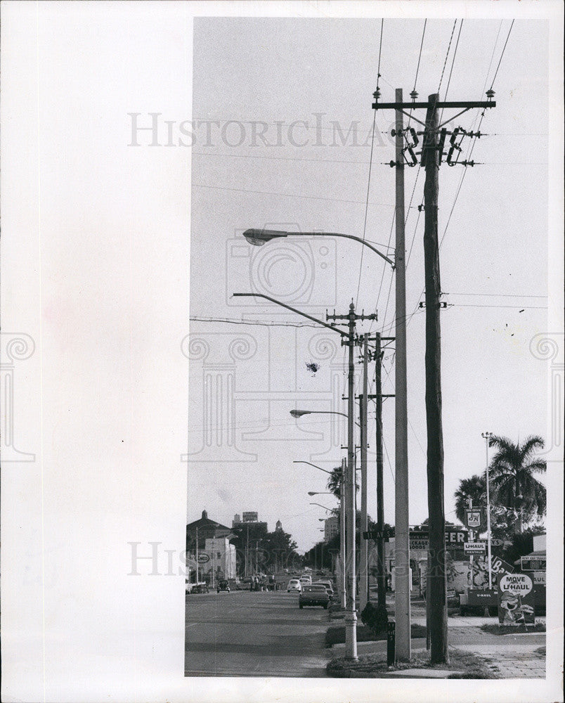 1967 Press Photo Forest of utility poles at 11th Ave towards Central - Historic Images