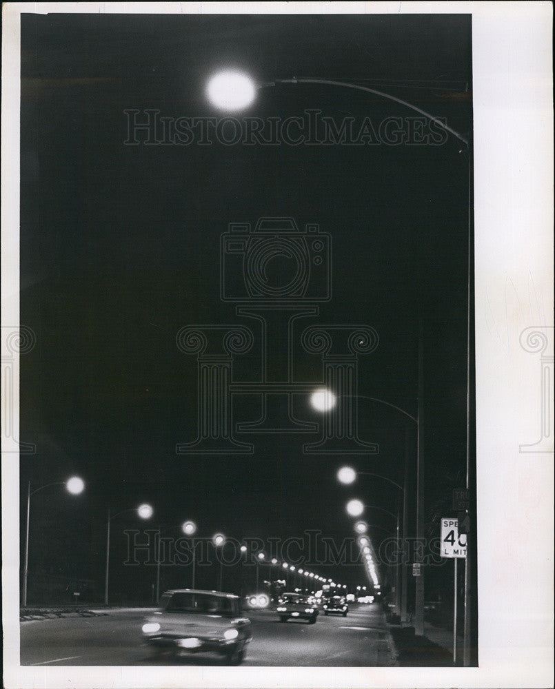 1961 Press Photo New Mercury Vapor Lights on St. Petersburg - Historic Images