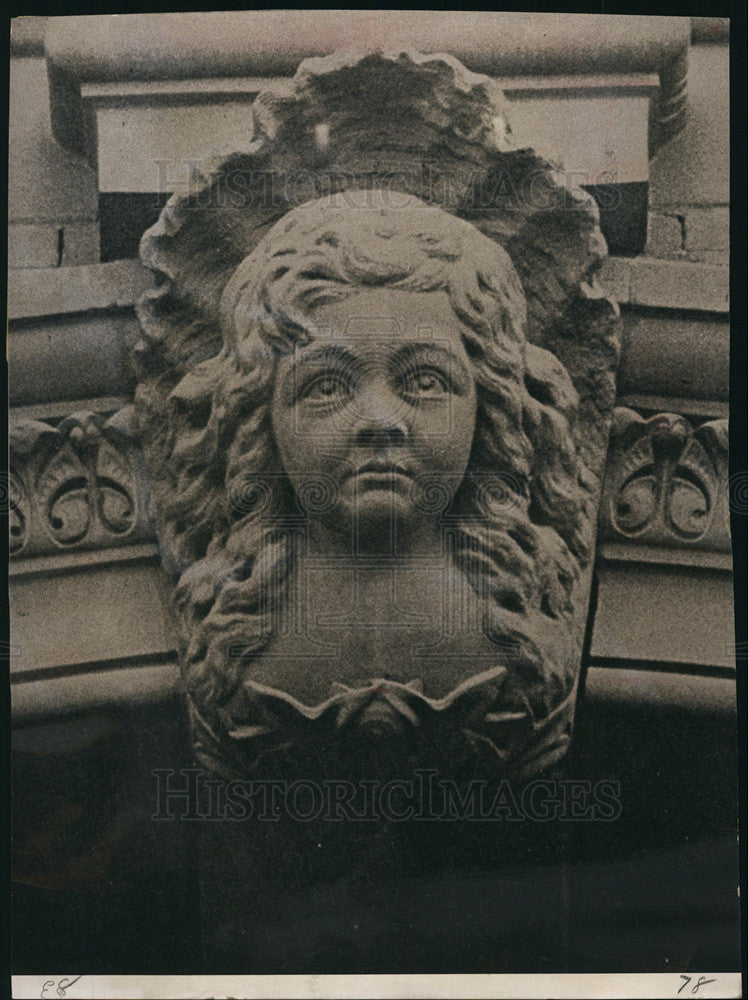 1963 Press Photo Sculptured face over entrance East High School - Historic Images