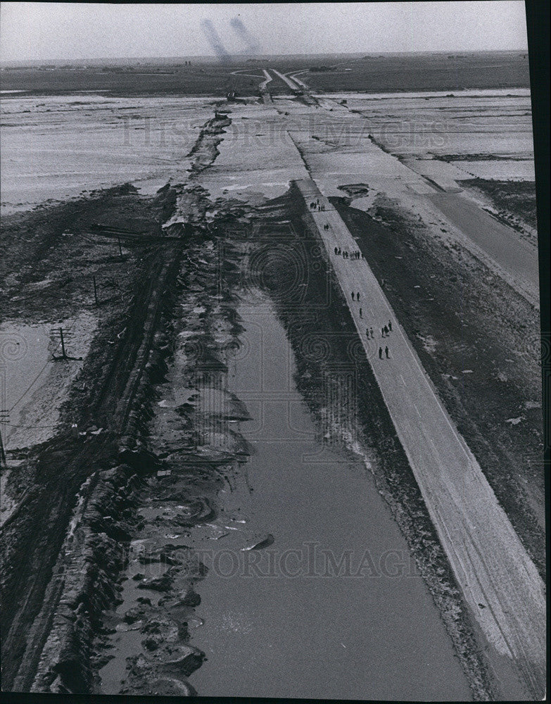 1965 Press Photo Burlington Railroad Line - Historic Images