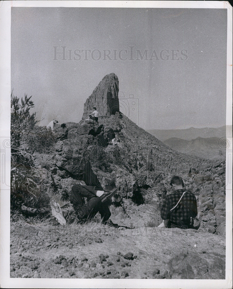 1964 Press Photo Weaver&#39;s Needle Arizona Landmark - Historic Images