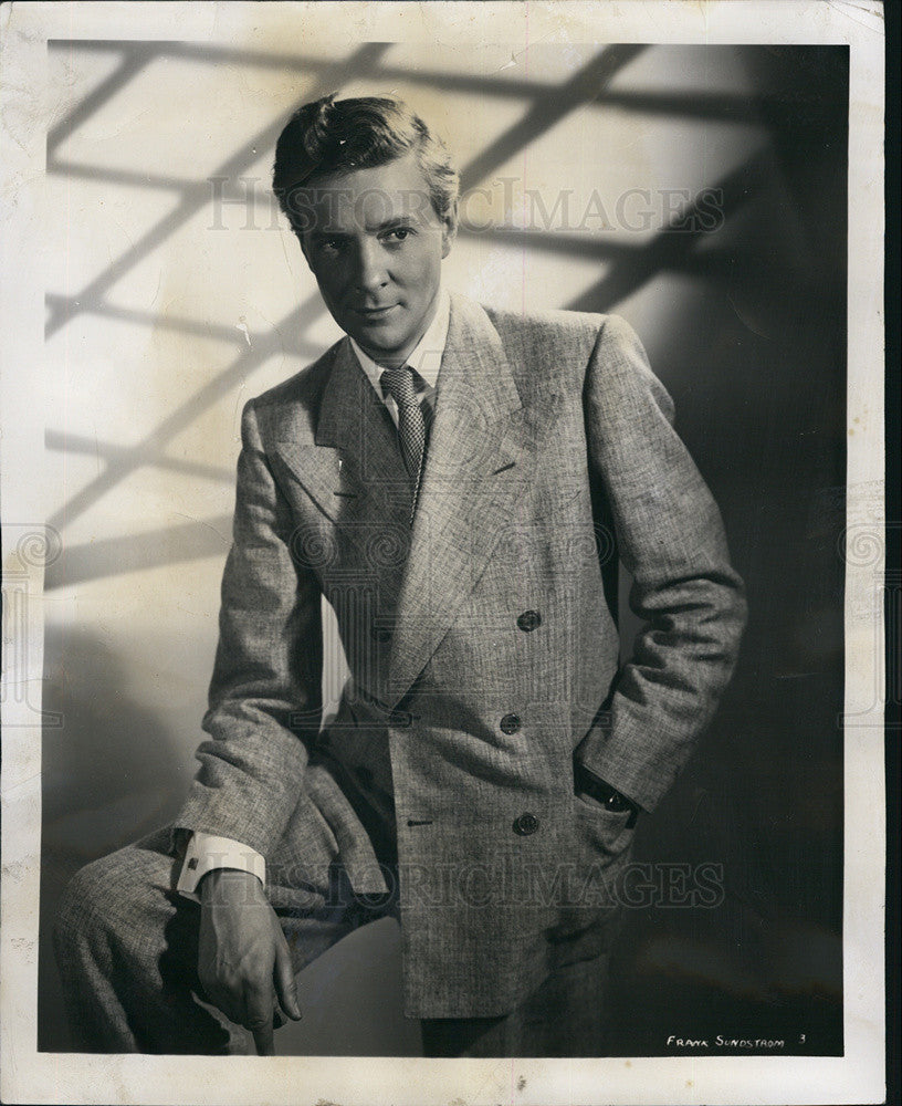 1943 Press Photo Actor Frank Sundstrom - Historic Images