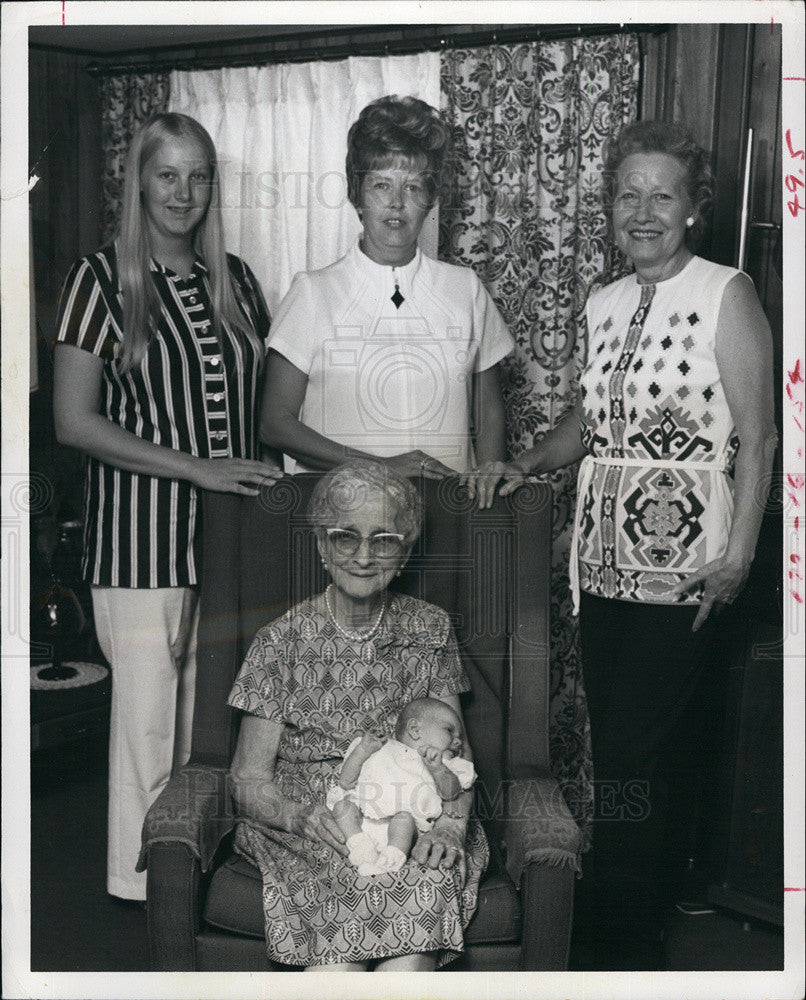 1972 Press Photo Five Generations Of One Family: Leining, Selby, Fader &amp; Herman - Historic Images