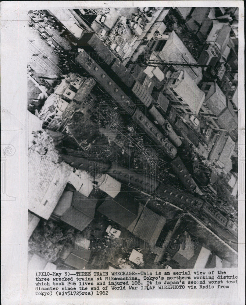 1942 Press Photo Aerial View Of Train Wreckage In Japan - Historic Images