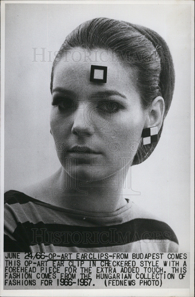 1966 Press Photo Earclips from the Hungarian Collection of fashions - Historic Images