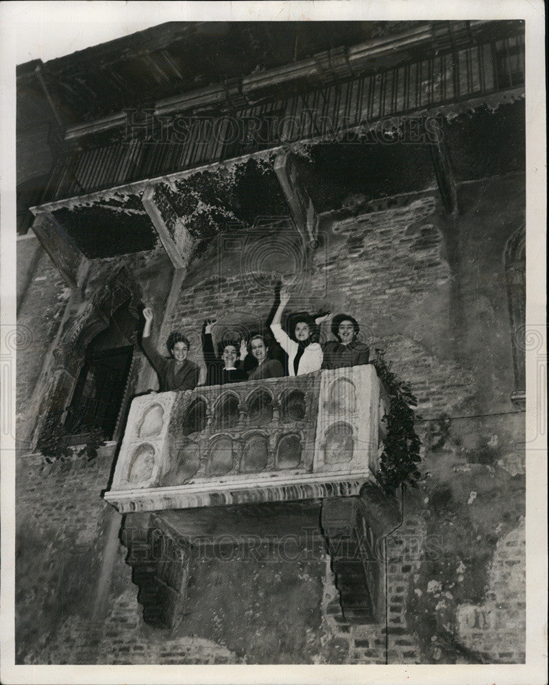 1953 Press Photo The eal Juliet Lived Here Capellinto Mansion in Verona Italy - Historic Images