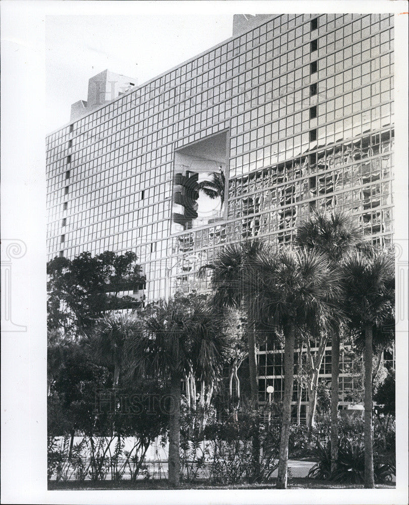 1984 Press Photo The Atlantis in Miami, built by Arquitectonica - Historic Images