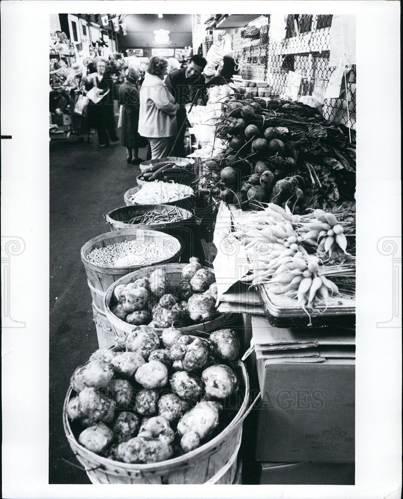 Press Photo Food Market In New Brunswick, Canada - Historic Images