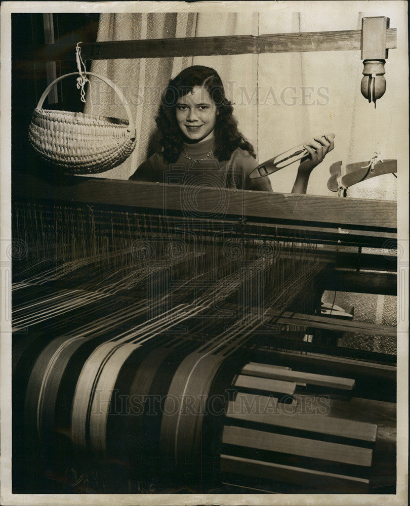 Press Photo Berea College Kentucky skill weaving crafts - Historic Images