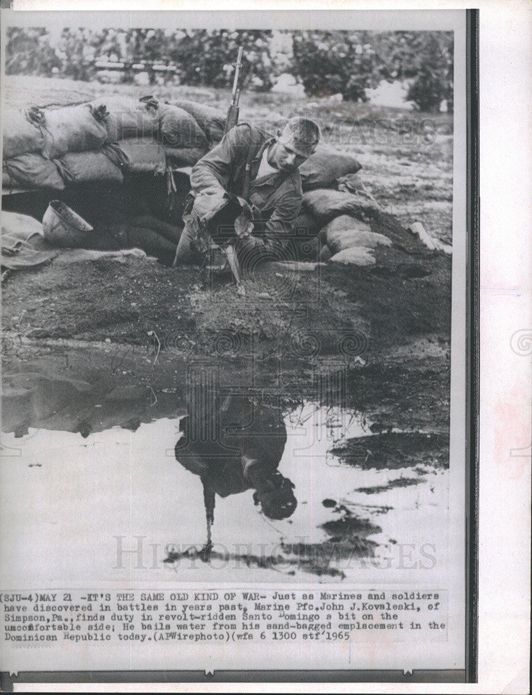 1965 Press Photo Marine Pfc. John Kovaleski duty revolt-ridden Santo Domingo - Historic Images