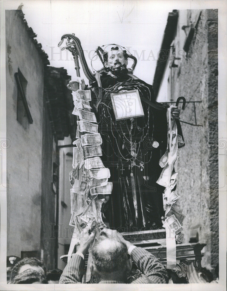 1959 Press Photo In Cicullo Italy Snakes are the Center of the Worship St Domini - Historic Images