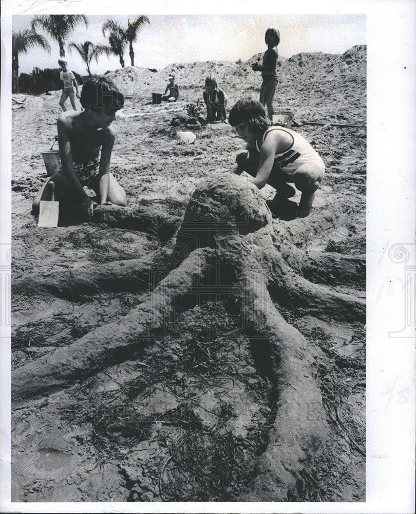 1978 Press Photo Sand sculpting contest,Bob &amp; marnie Gross - Historic Images