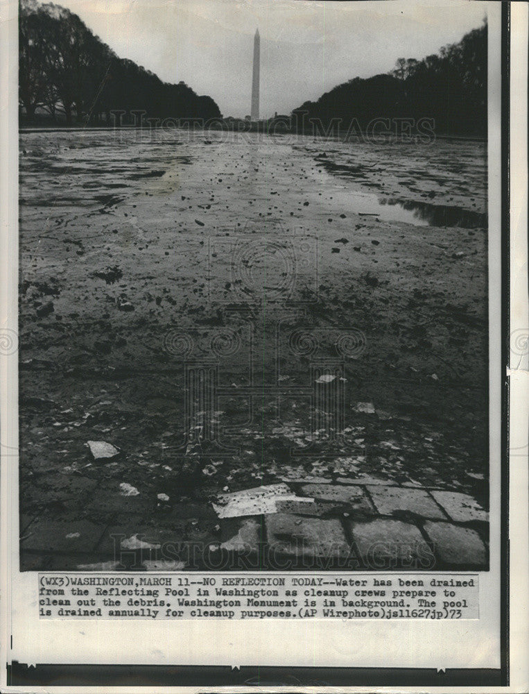 1973 Press Photo Water drained for Reflecting Pool in Washington monument in - Historic Images