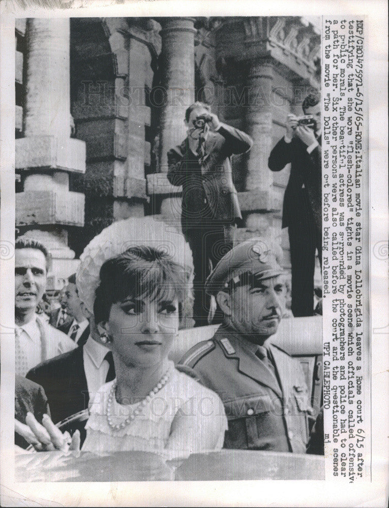 1965 Press Photo Gina Lollobrigida Actress Rome Court Wore Flesh Colored Tights - Historic Images