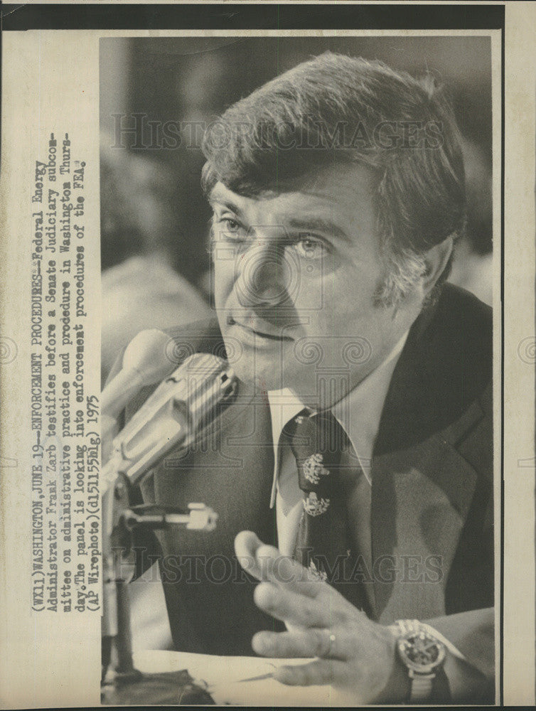 1975 Press Photo Federal Energy Administrator Frank Zarb - Historic Images