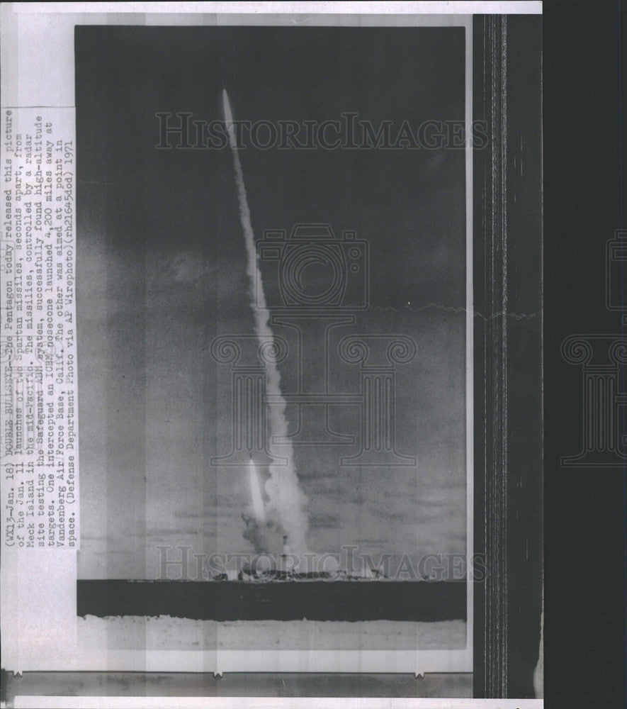 1971 Press Photo Launch of the Spartan Missiles from Meck Island in mid-Pacific - Historic Images