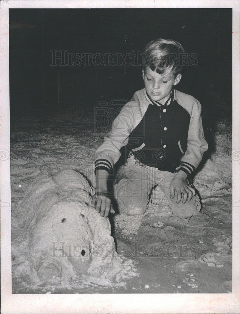 1966 Press Photo Anna Maria Island sand art Sculpture - Historic Images