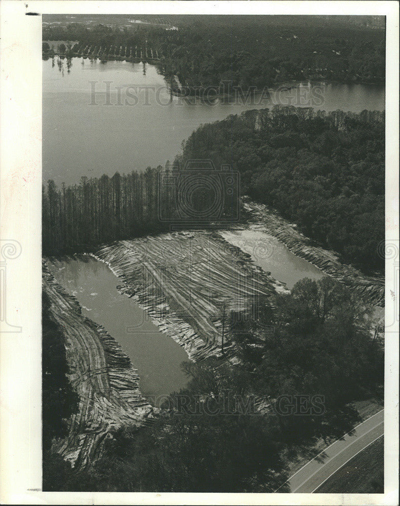 1980 Press Photo Aerial view of Lake Tssia Apopka construction - Historic Images