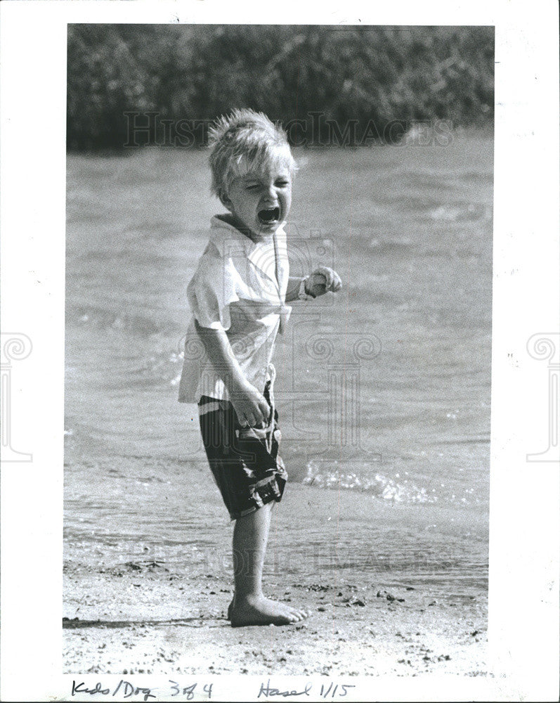 1987 Press Photo Cole Van Horn on beach in Florida - Historic Images