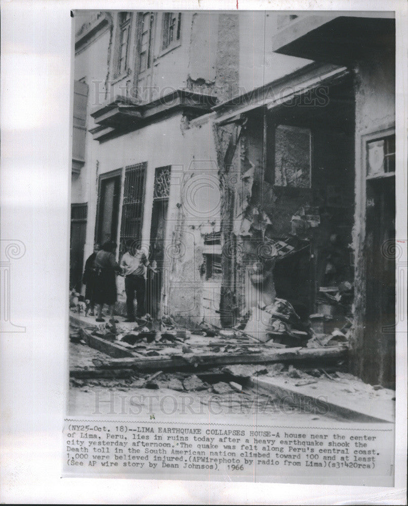 1966 Press Photo Peru Earthquake Demolishes Houses In Lima - Historic Images