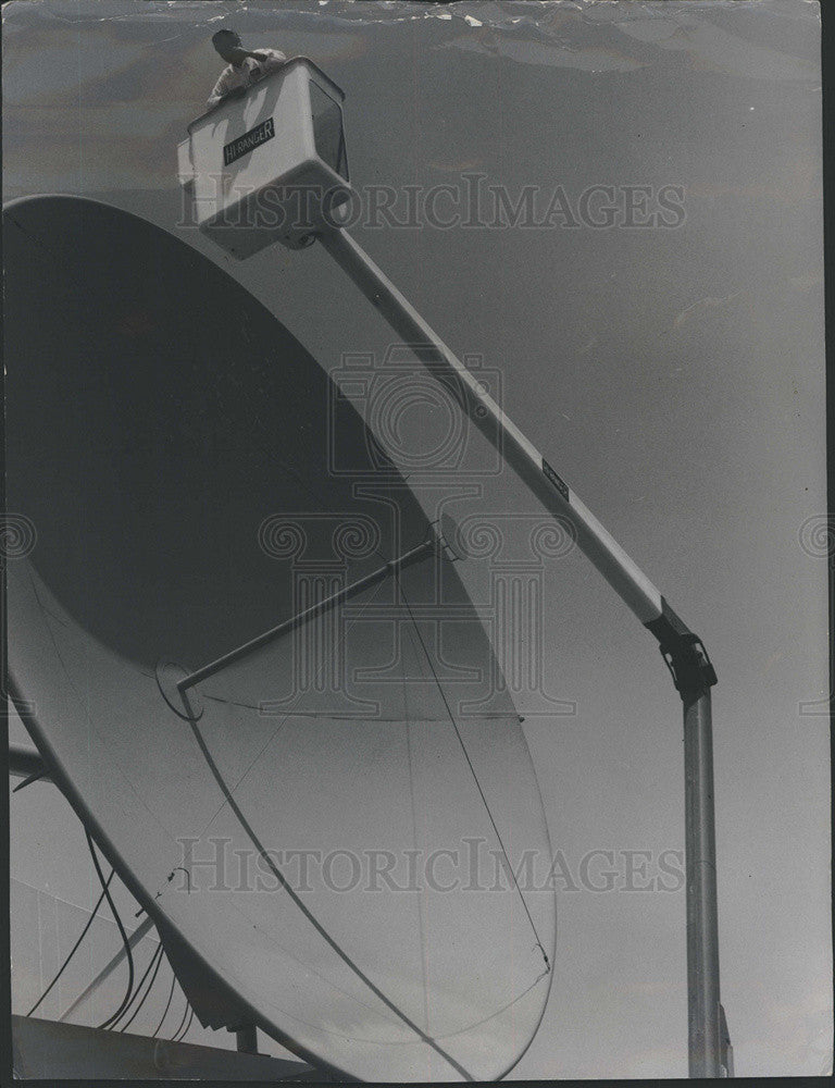 Press Photo Papal Transmitter Pope Paul VI - Historic Images