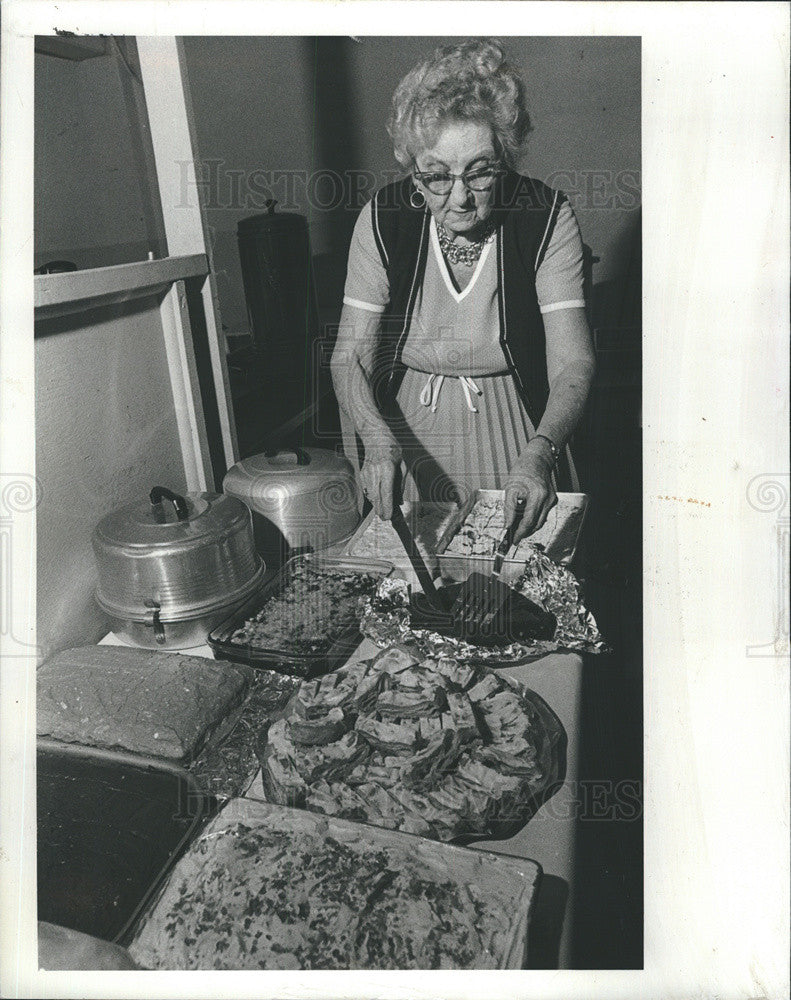 1981 Press Photo  Gayle Therres celebrates San Antonio&#39;s centennial. - Historic Images