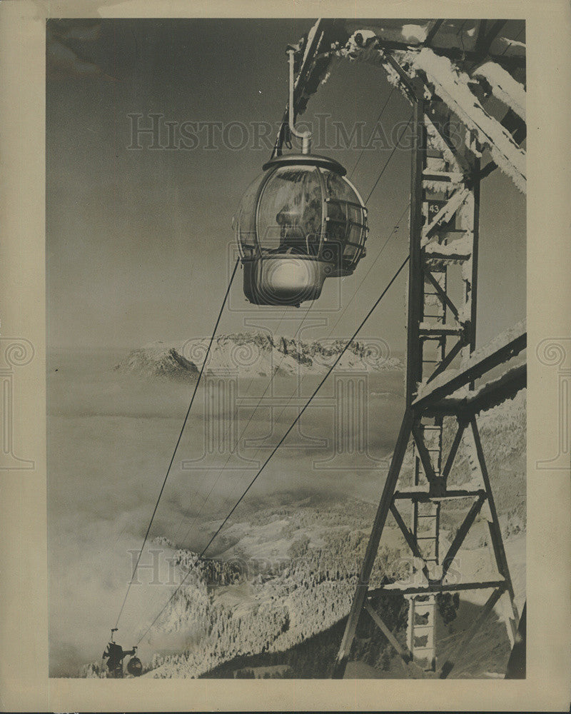 1956 Press Photo Chair Lifts In Munich Germany - Historic Images