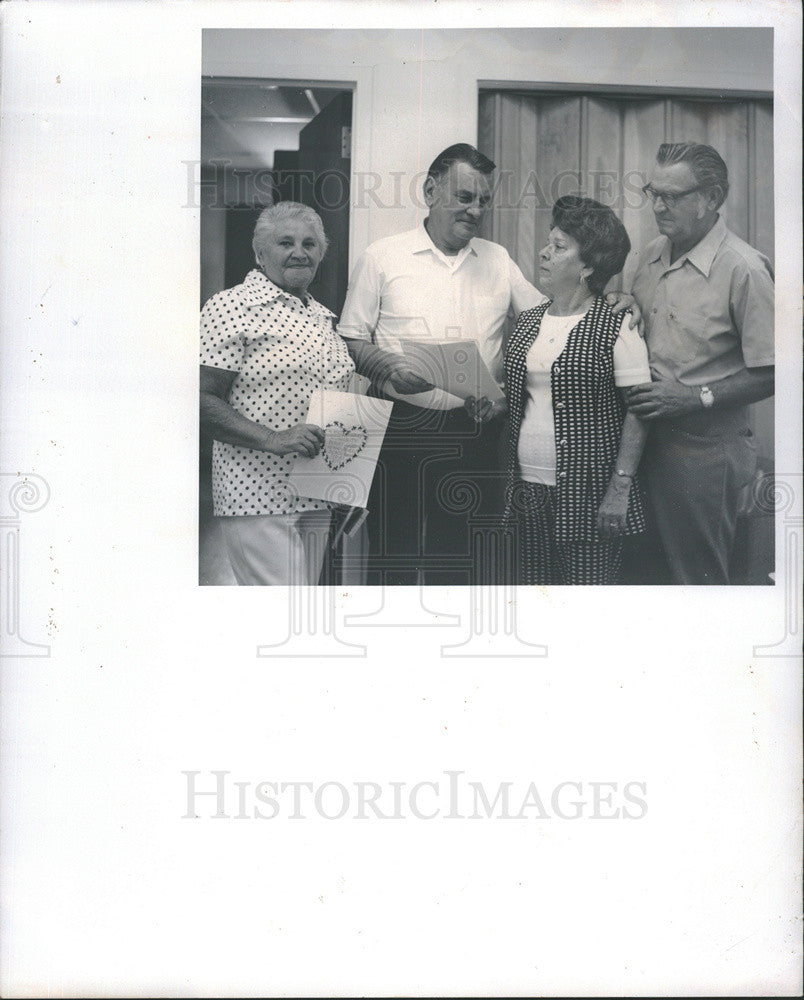 1976 Press Photo Italian-American Social Club Mrs Barton Charles Lertora VP - Historic Images